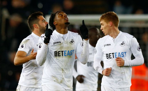 Swansea snatch late win in nine-goal thriller