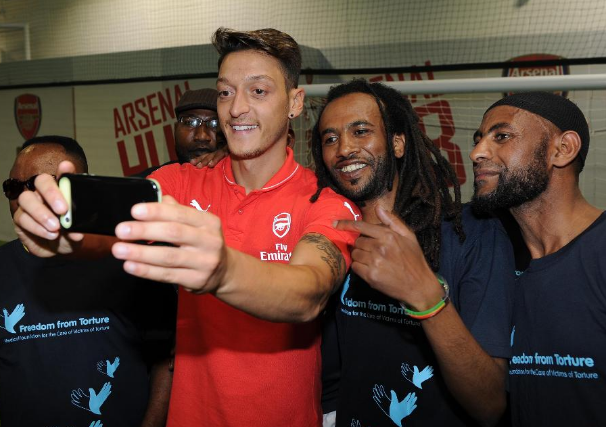 Arsenal stars donate to boost Foundation