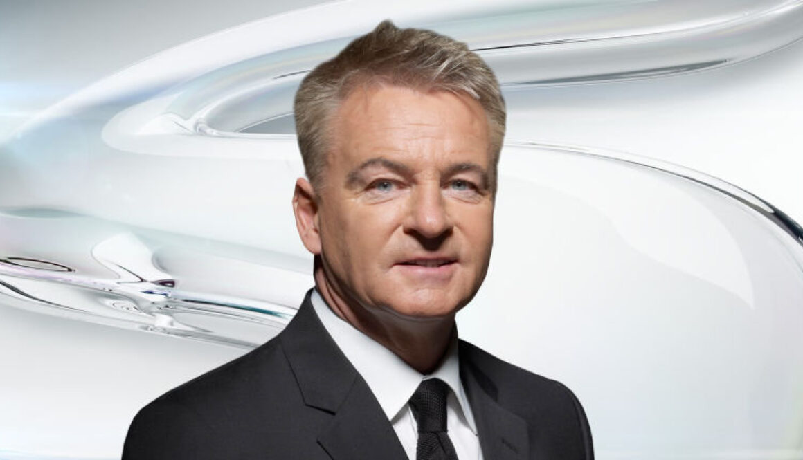 football pundit charlie nicholas