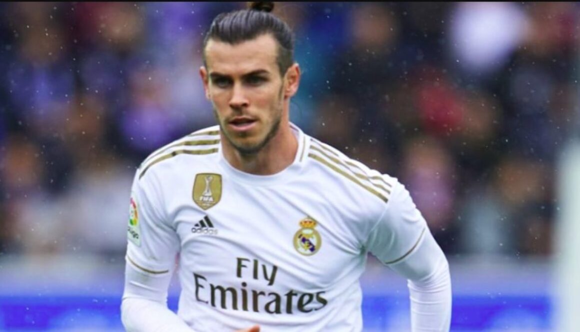 Savage stood up for Bale