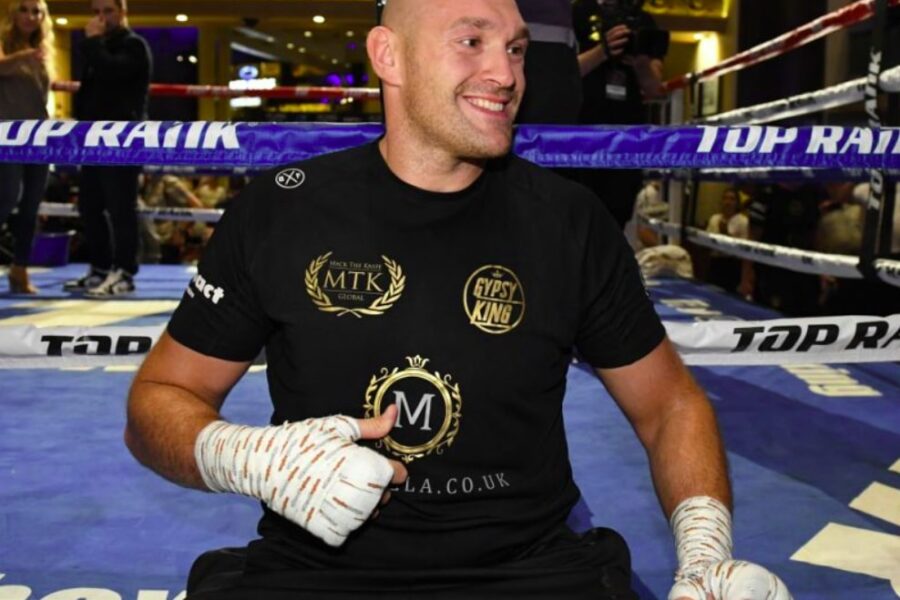 Fury determined to reign supreme