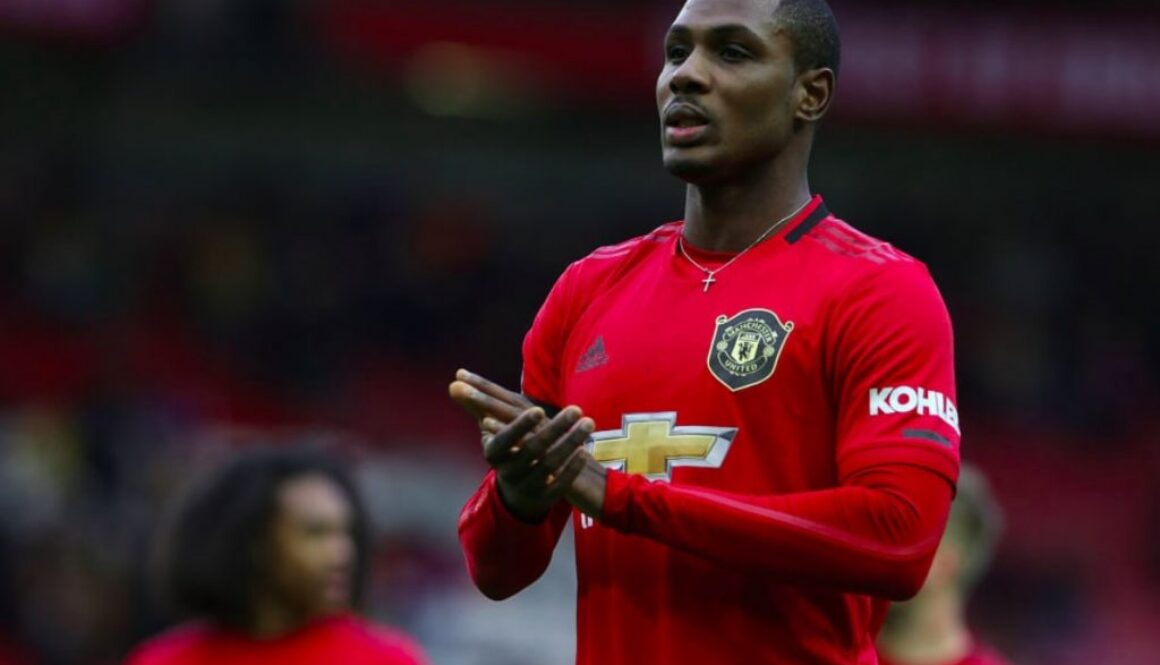 Ighalo extends Old Trafford loan